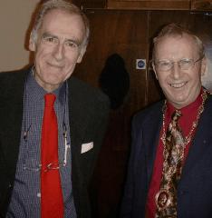 Prof Manning (left) with Stuart Monro
